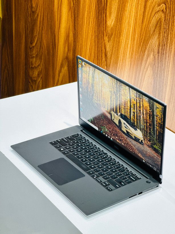 لپ تاپ استوک Dell Precision 5540 | i7.9850H | RAM 32 | 1T NVME | 4GB Nvidia